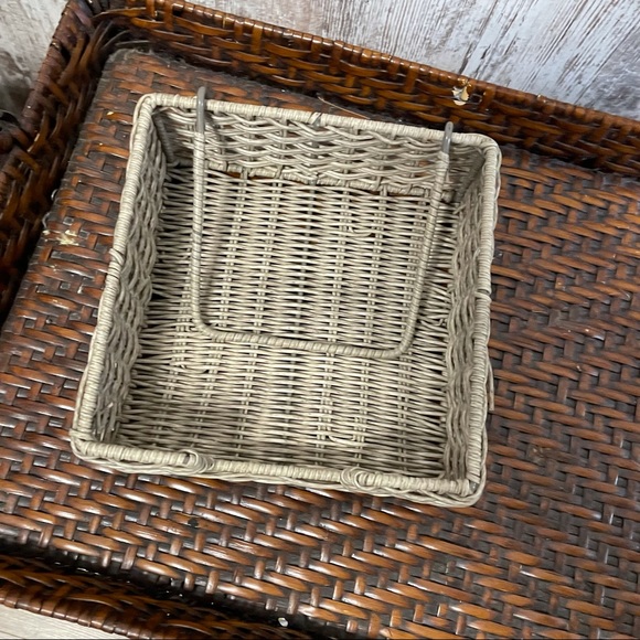 Vintage Wicker Square Basket Catch All Tray - Picture 2 of 6